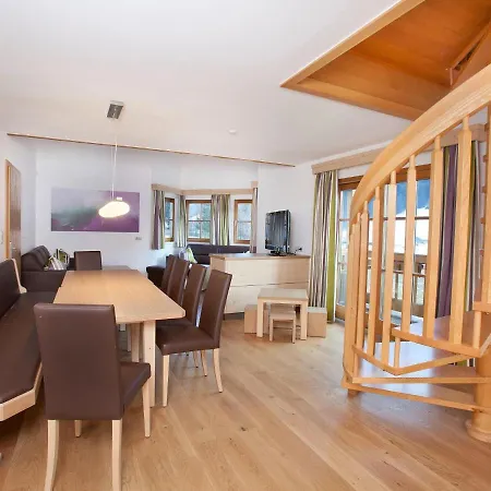 In Near Lift Apartament *