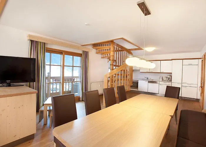 דירה In Near Lift