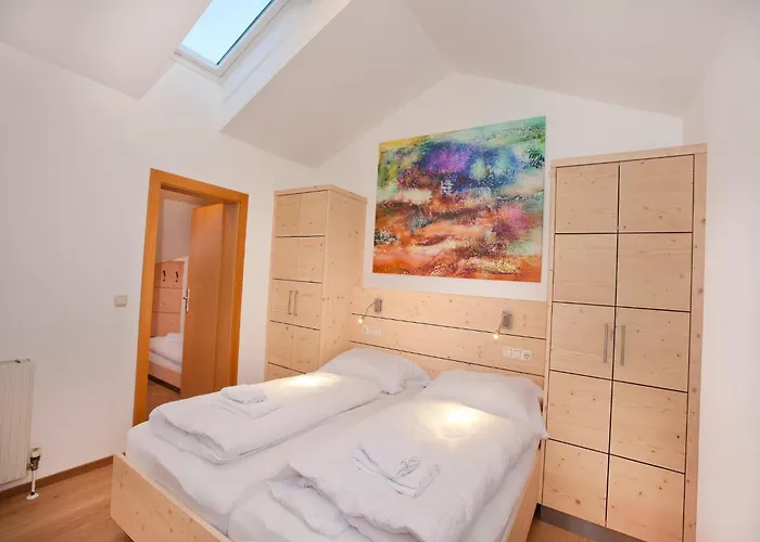 In Near Lift דירה *